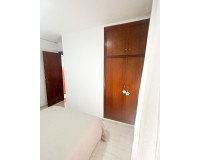 Resale - Apartment / Flat - Torrevieja - Centro