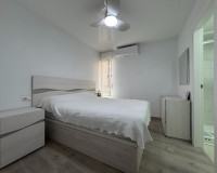 Resale - Apartment / Flat - Torrevieja - Centro