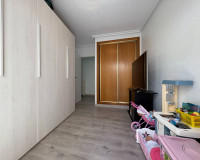 Resale - Apartment / Flat - Torrevieja - Centro