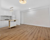 Resale - Apartment / Flat - Torrevieja - Centro