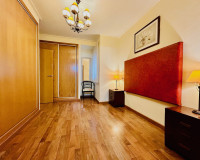 Resale - Apartment / Flat - Torrevieja - Centro