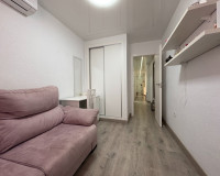 Resale - Apartment / Flat - Torrevieja - Centro