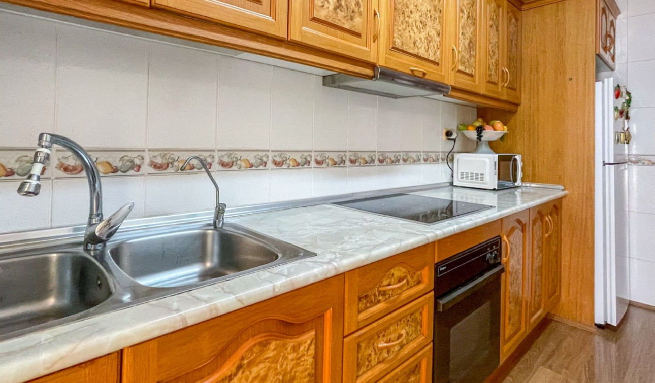 Resale - Apartment / Flat - Torrevieja - El Acequión - Los Náufragos