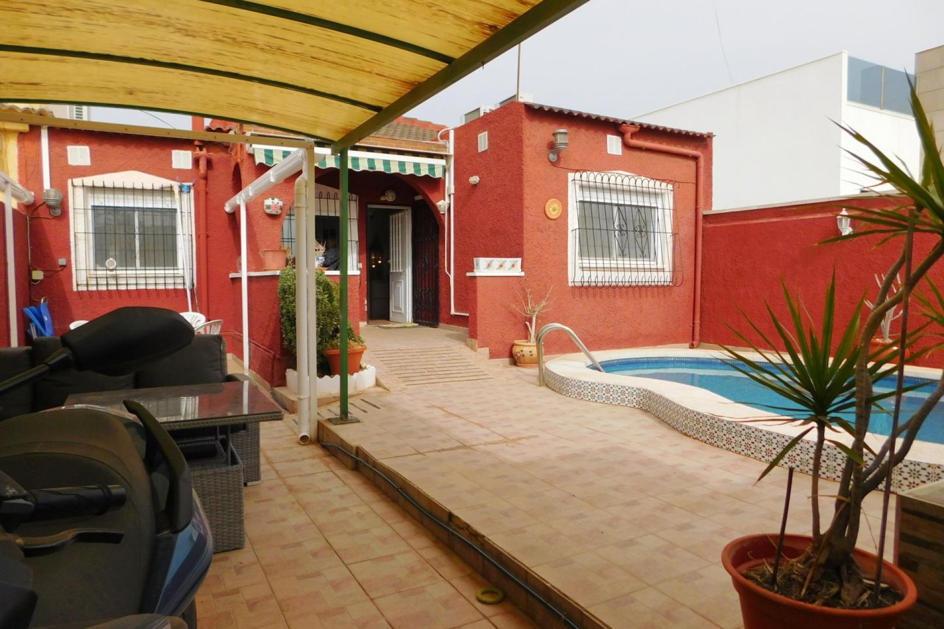 Resale - Apartment / Flat - Torrevieja - El chaparral