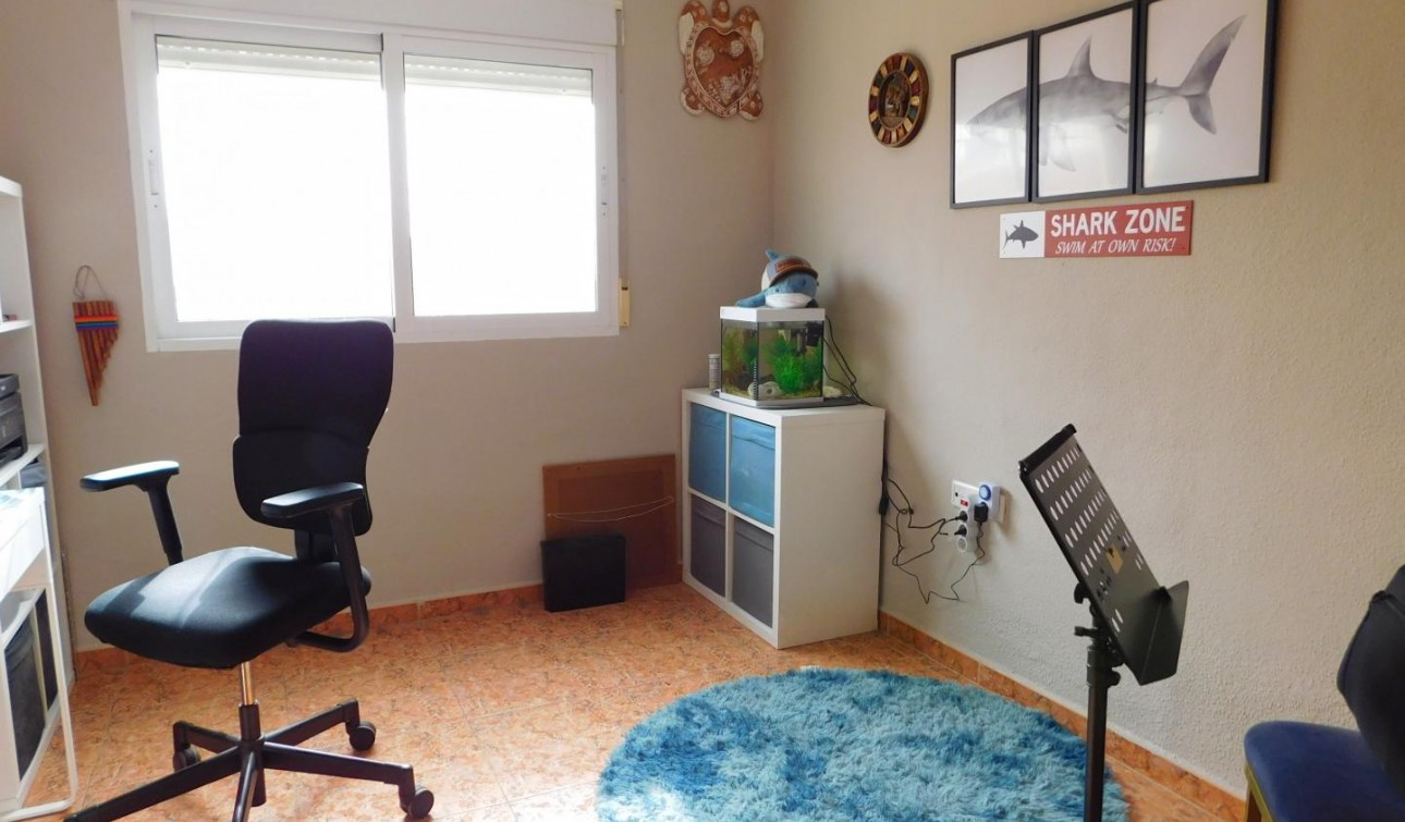 Resale - Apartment / Flat - Torrevieja - El chaparral