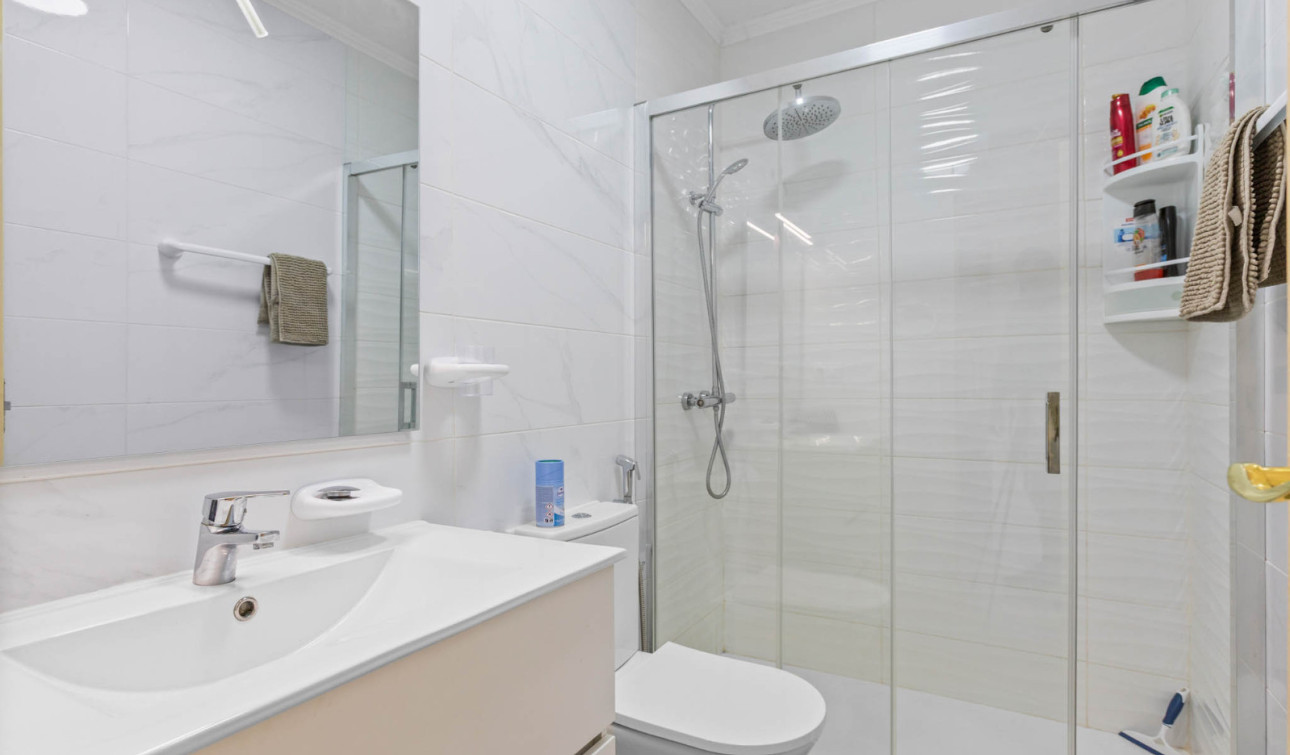 Resale - Apartment / Flat - Torrevieja - El chaparral