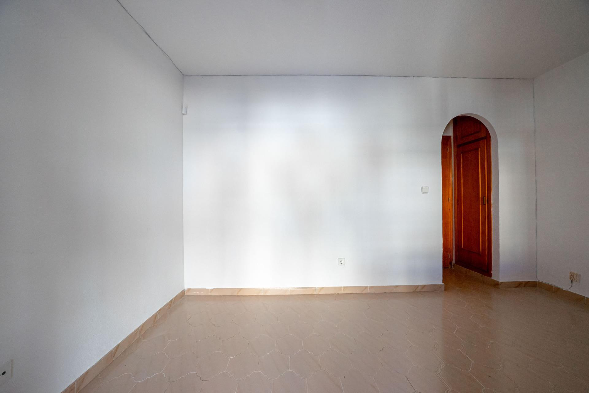 Resale - Apartment / Flat - Torrevieja - El chaparral