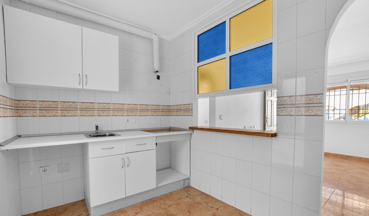 Resale - Apartment / Flat - Torrevieja - El limonar