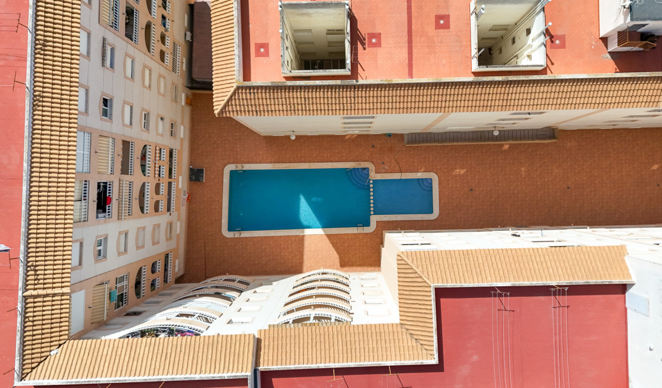 Resale - Apartment / Flat - Torrevieja - El Molino