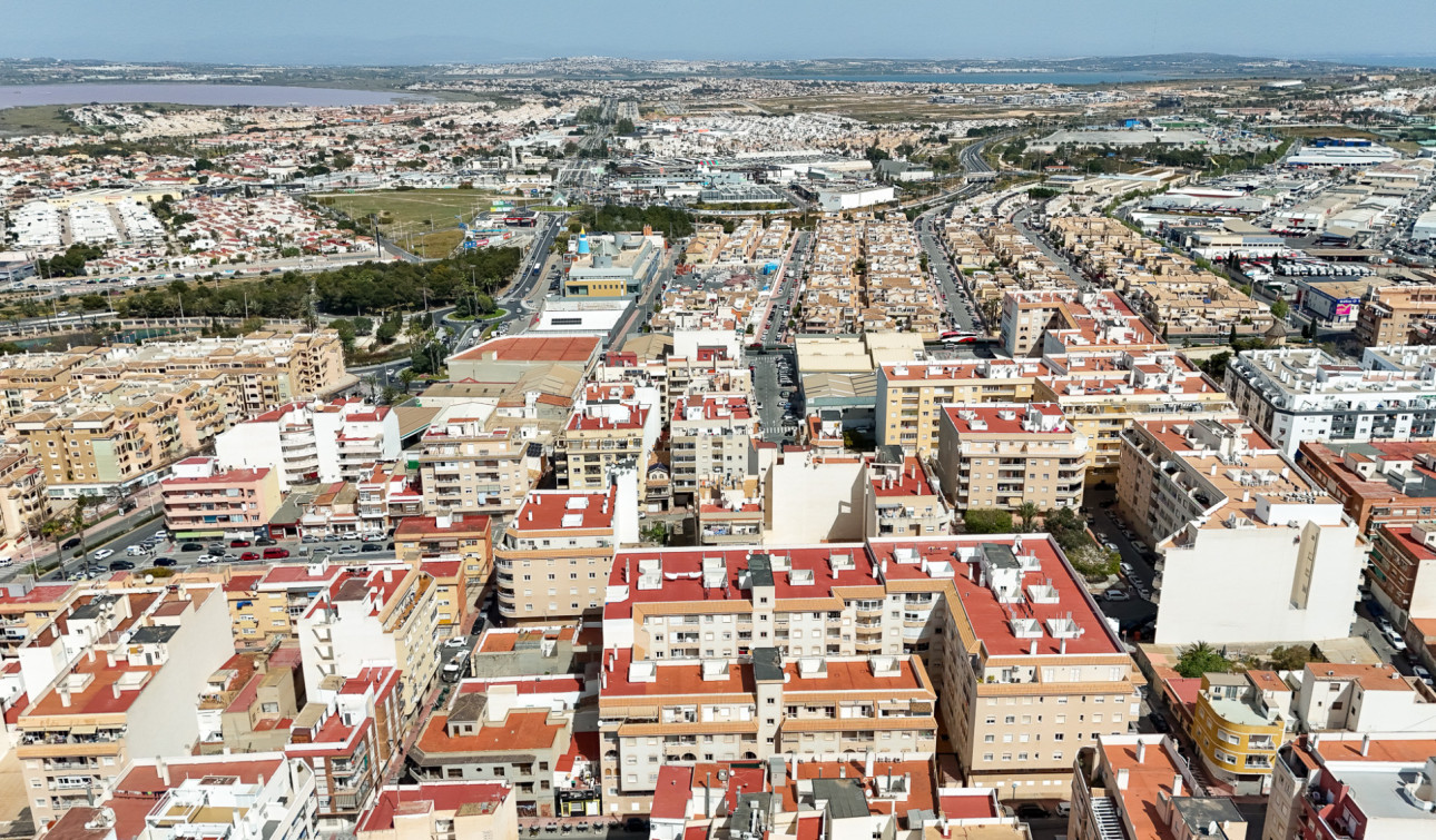 Resale - Apartment / Flat - Torrevieja - El Molino