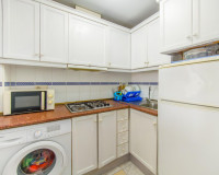 Resale - Apartment / Flat - Torrevieja - Estacion de autobuses