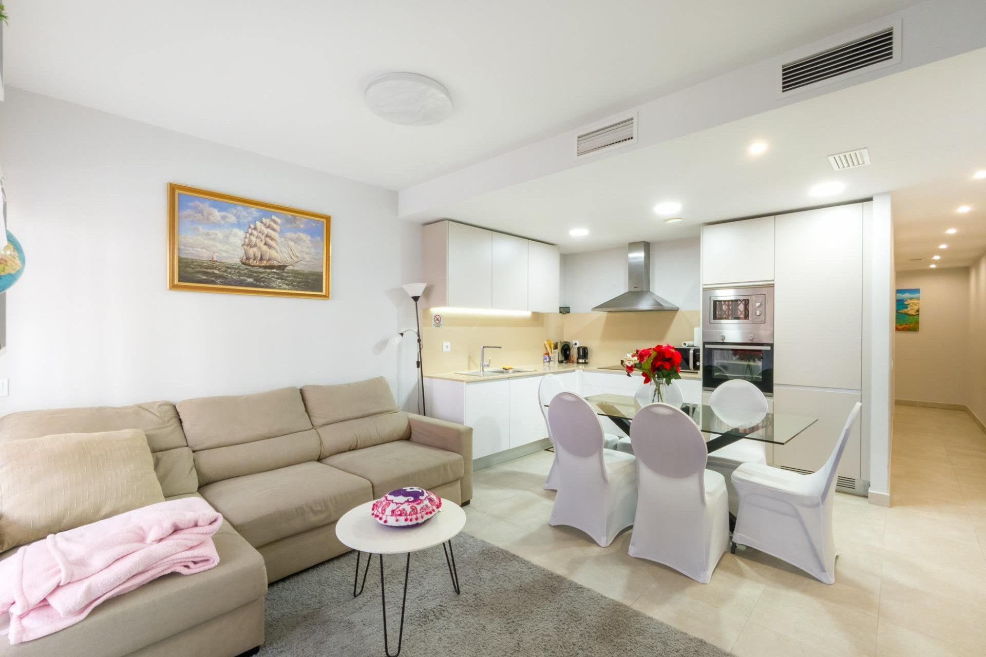 Resale - Apartment / Flat - Torrevieja - Estacion de autobuses