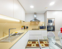 Resale - Apartment / Flat - Torrevieja - Estacion de autobuses