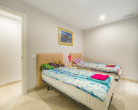 Resale - Apartment / Flat - Torrevieja - Estacion de autobuses