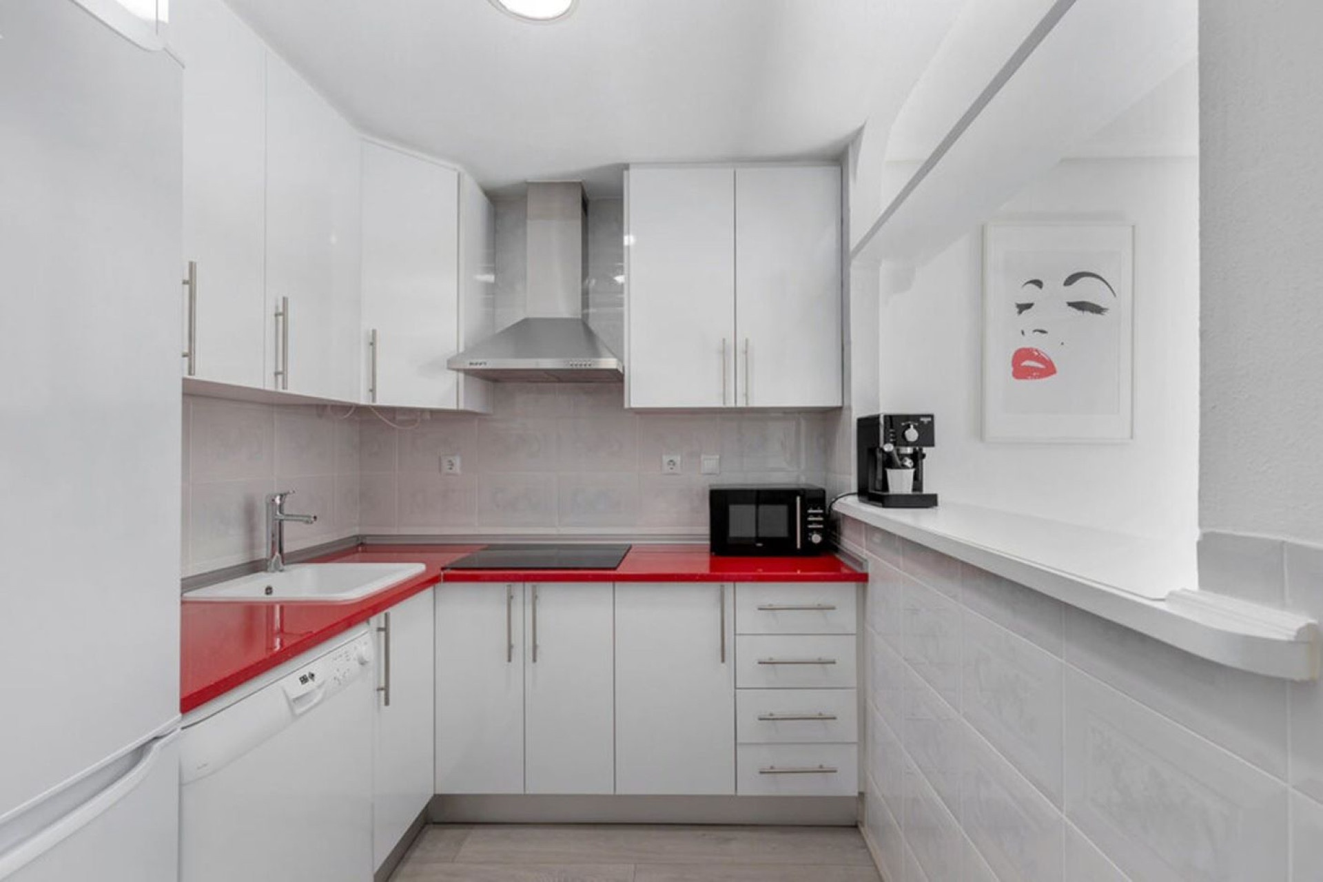 Resale - Apartment / Flat - Torrevieja - La Mata