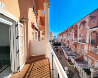 Resale - Apartment / Flat - Torrevieja - La Mata