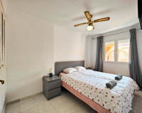 Resale - Apartment / Flat - Torrevieja - La Mata
