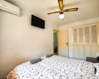 Resale - Apartment / Flat - Torrevieja - La Mata