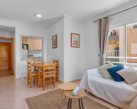 Resale - Apartment / Flat - Torrevieja - La Mata