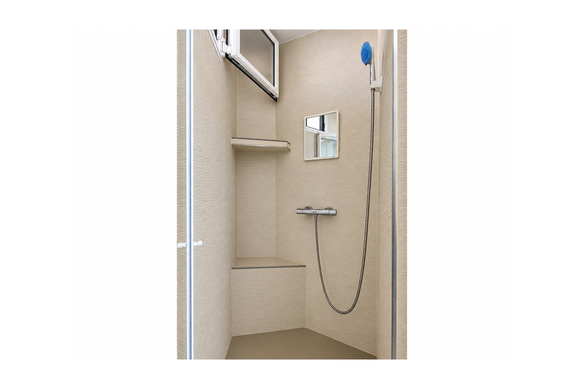 Resale - Apartment / Flat - Torrevieja - La Mata