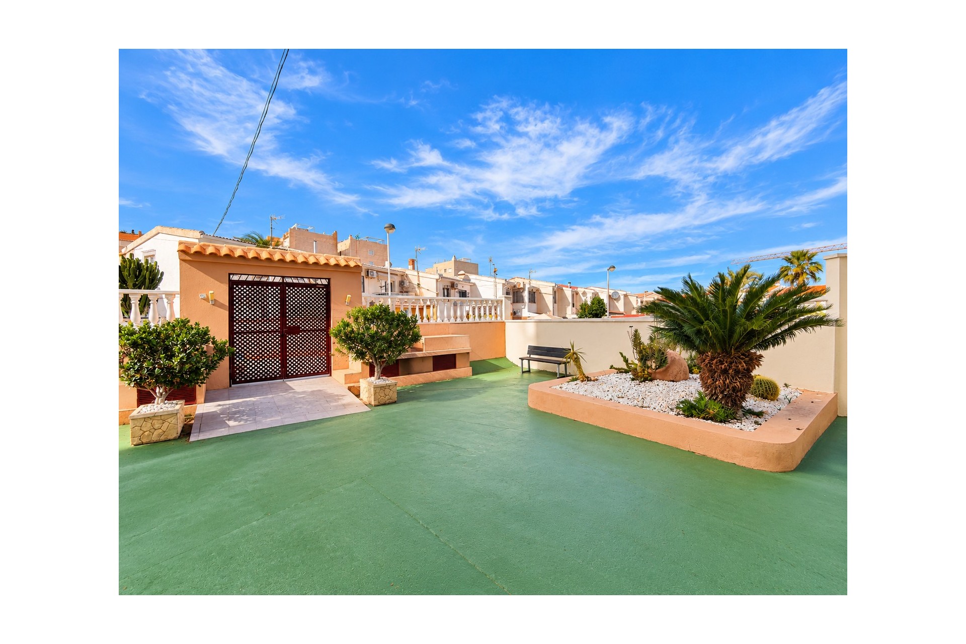 Resale - Apartment / Flat - Torrevieja - La Mata