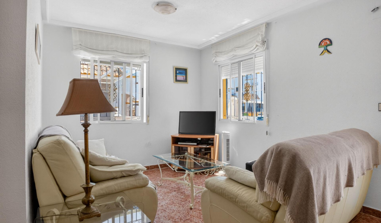Resale - Apartment / Flat - Torrevieja - La Siesta - El Salado - Torreta