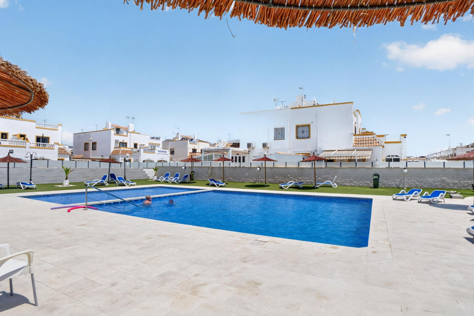 Resale - Apartment / Flat - Torrevieja - La Siesta - El Salado - Torreta