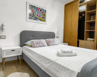 Resale - Apartment / Flat - Torrevieja - La Siesta - El Salado -  Torreta