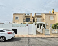 Resale - Apartment / Flat - Torrevieja - La Siesta