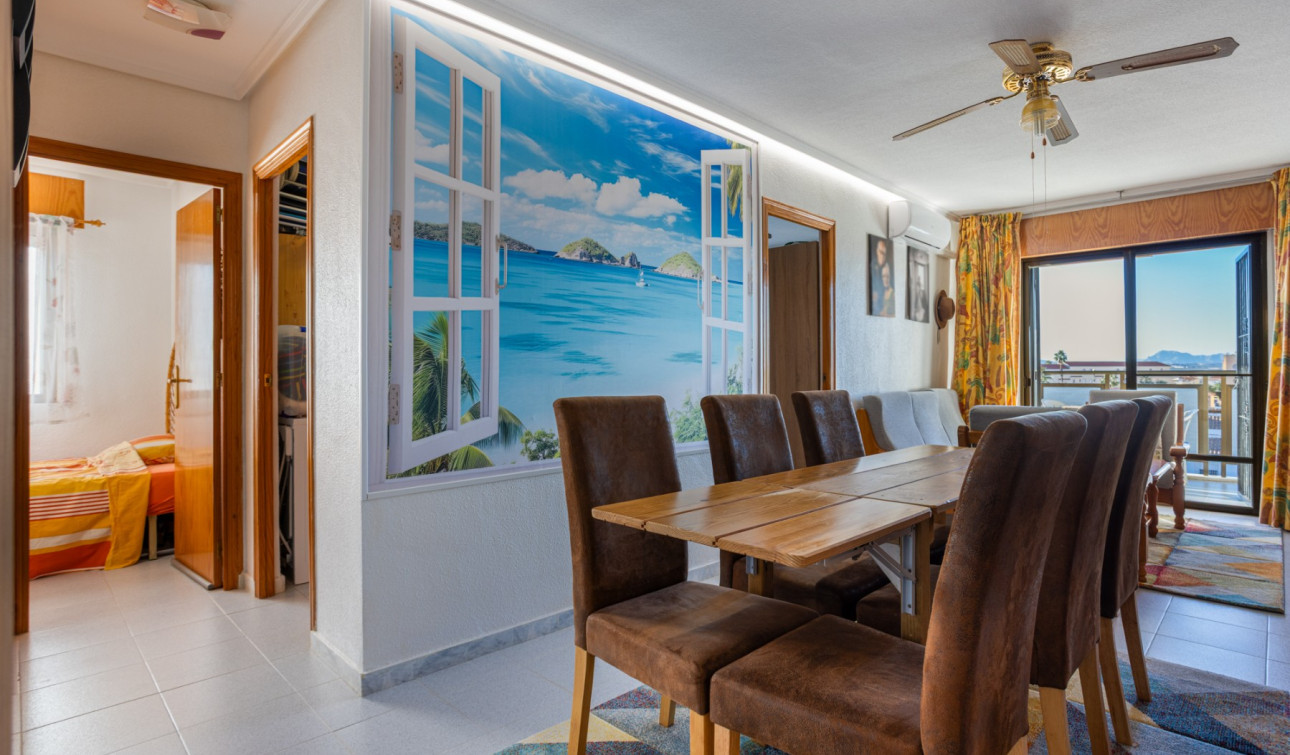 Resale - Apartment / Flat - Torrevieja - La Siesta