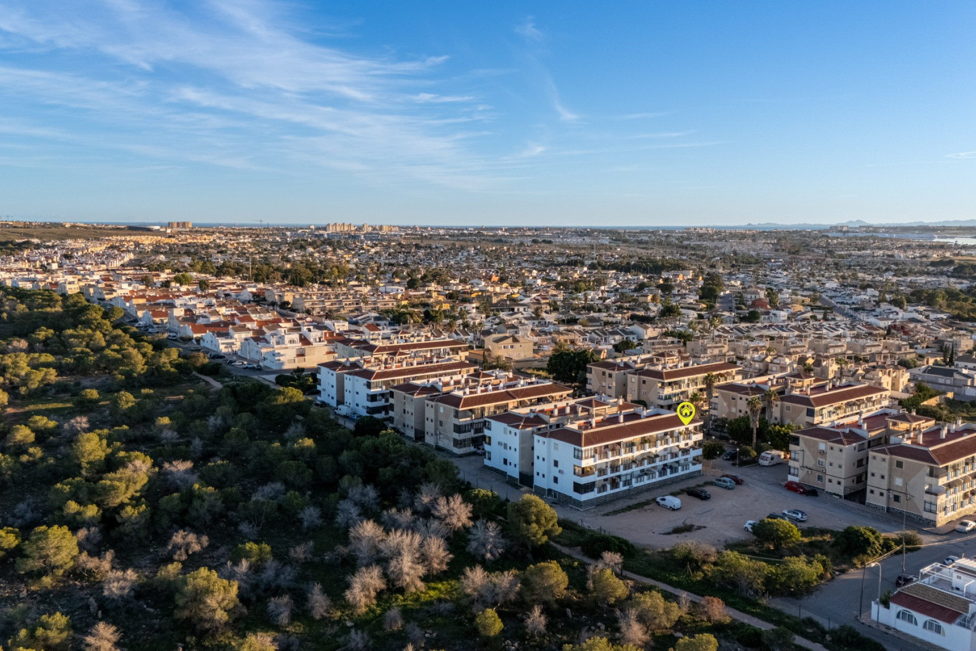 Resale - Apartment / Flat - Torrevieja - La Siesta