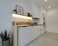 Resale - Apartment / Flat - Torrevieja - La Siesta