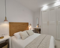 Resale - Apartment / Flat - Torrevieja - La Siesta