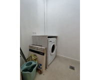 Resale - Apartment / Flat - Torrevieja - La Siesta
