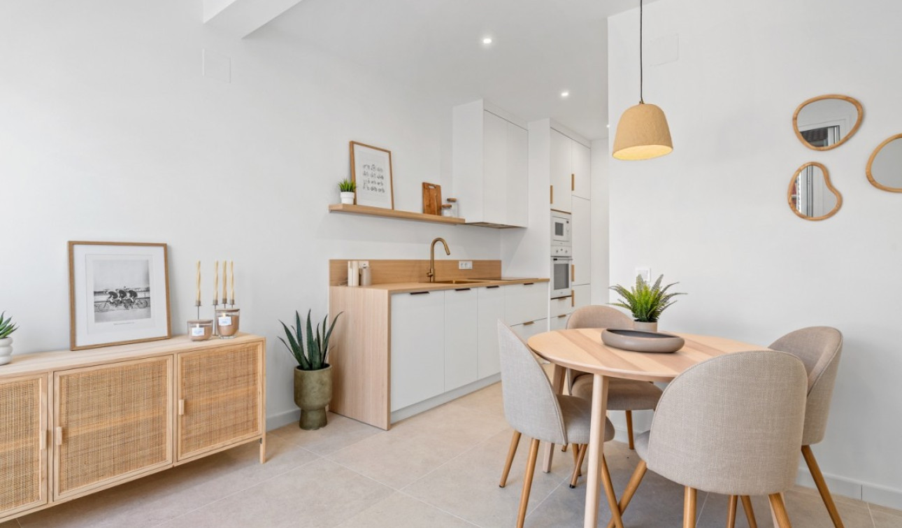 Resale - Apartment / Flat - Torrevieja - La Siesta