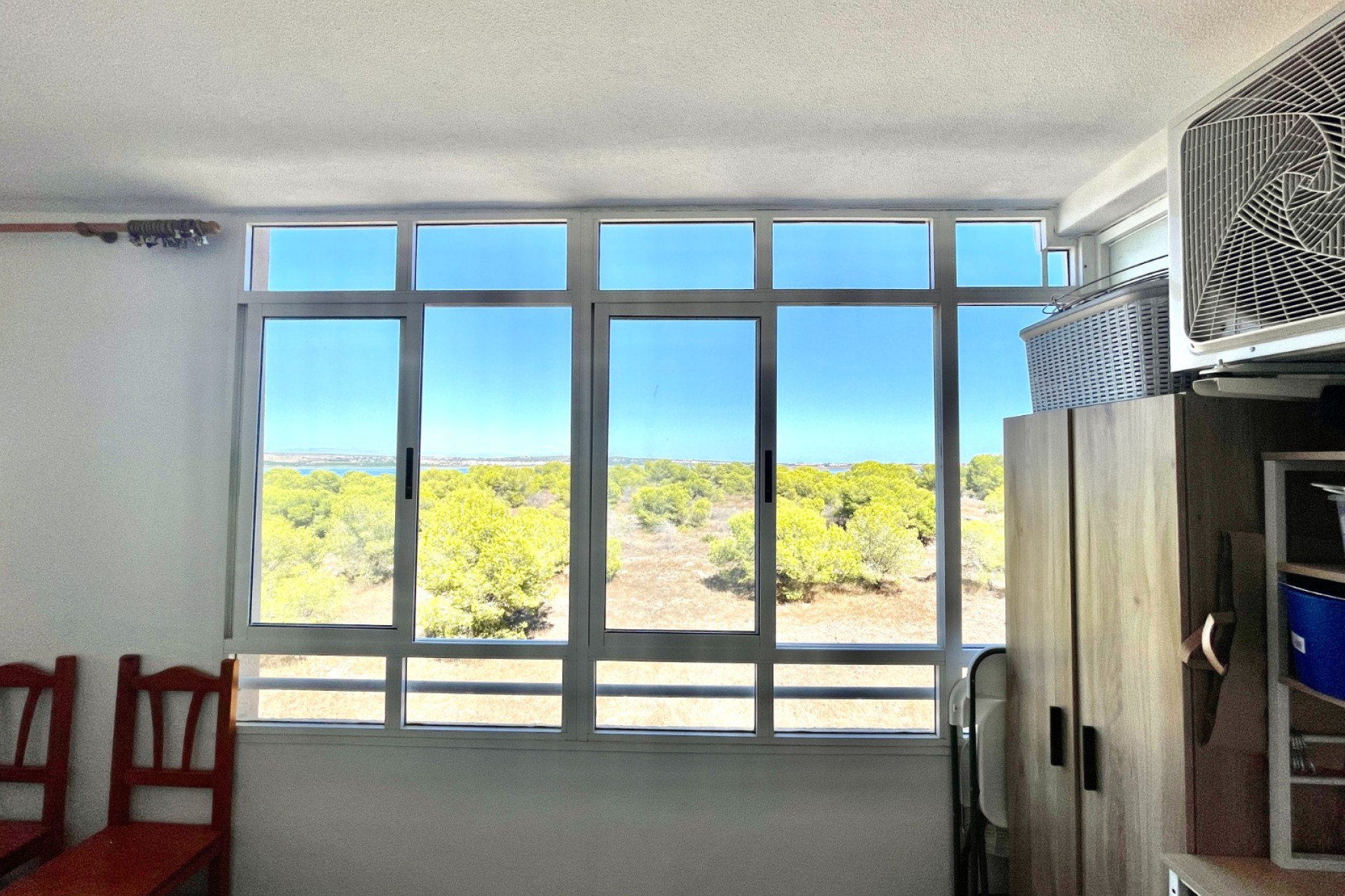 Resale - Apartment / Flat - Torrevieja - La Siesta