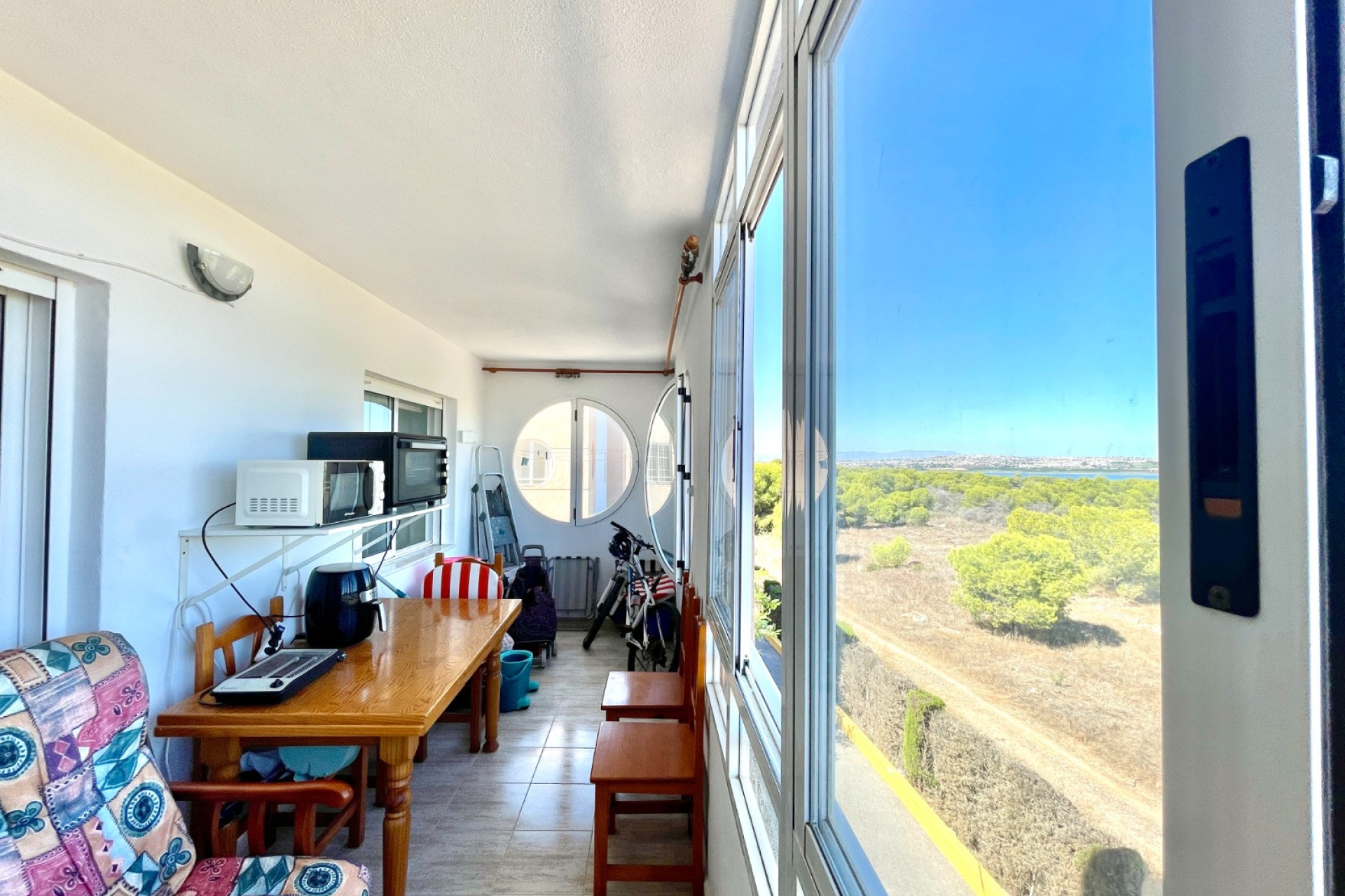 Resale - Apartment / Flat - Torrevieja - La Siesta