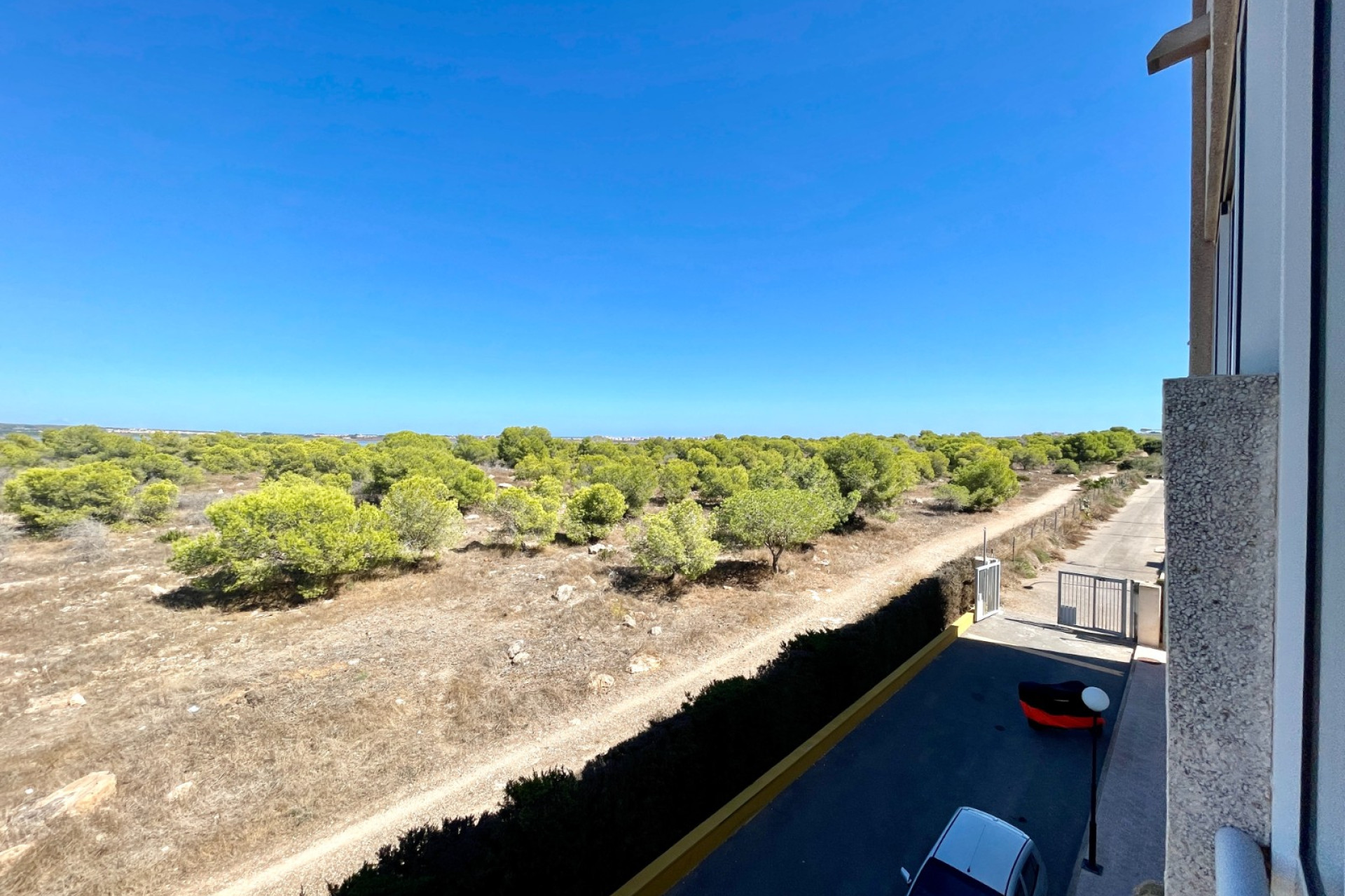 Resale - Apartment / Flat - Torrevieja - La Siesta