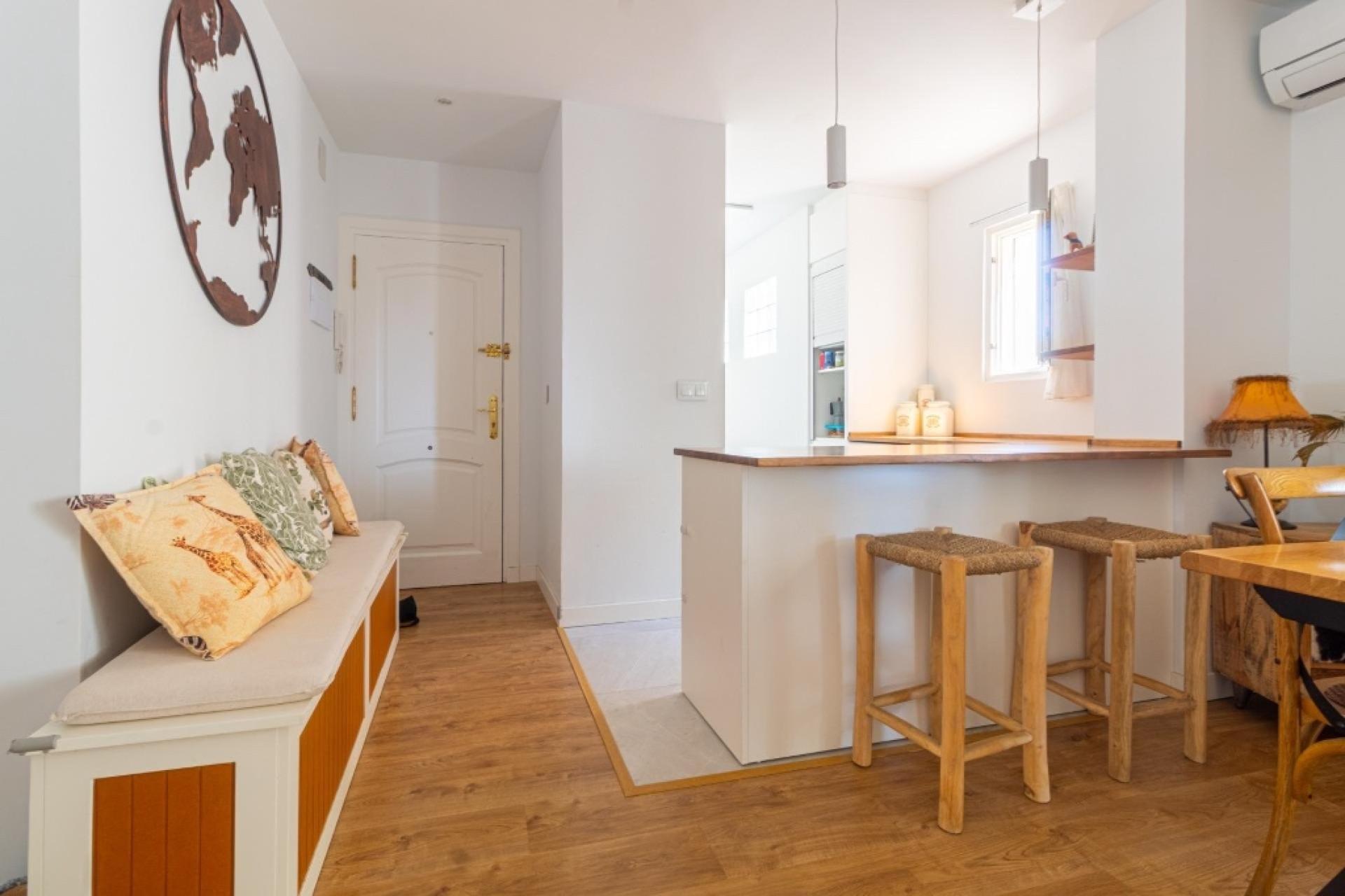 Resale - Apartment / Flat - Torrevieja - La Veleta