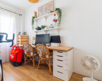 Resale - Apartment / Flat - Torrevieja - La Veleta