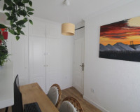 Resale - Apartment / Flat - Torrevieja - La Veleta