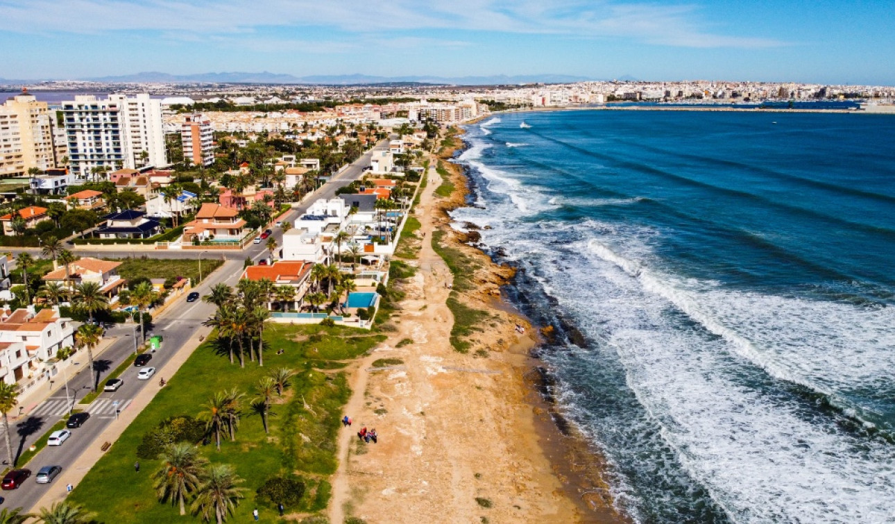 Resale - Apartment / Flat - Torrevieja - La Veleta