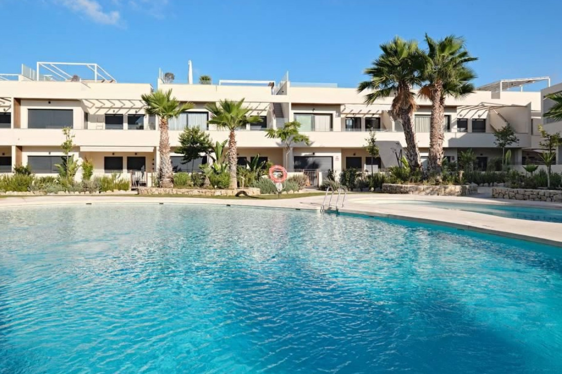 Resale - Apartment / Flat - Torrevieja - La Veleta