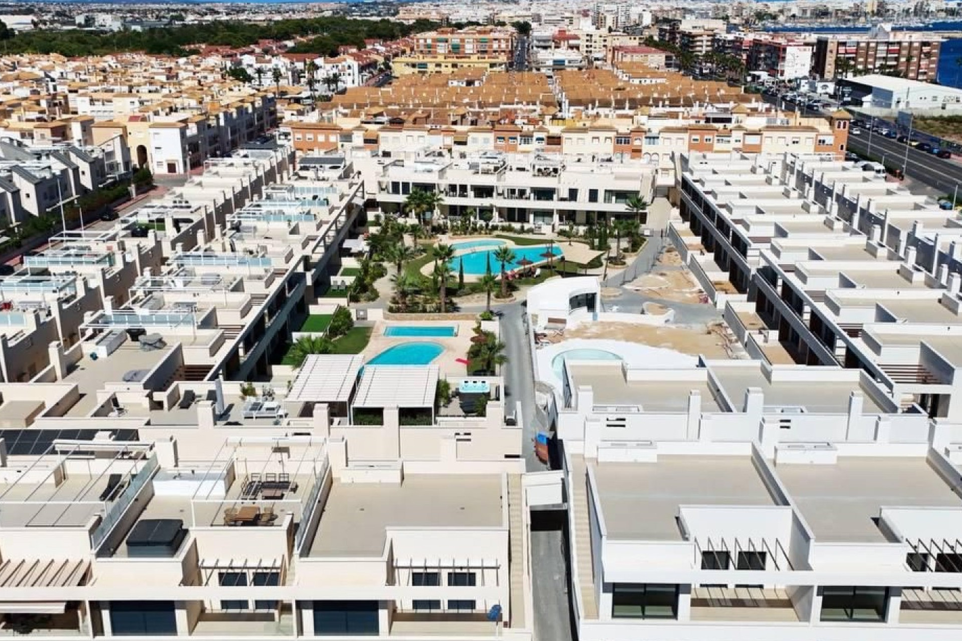 Resale - Apartment / Flat - Torrevieja - La Veleta