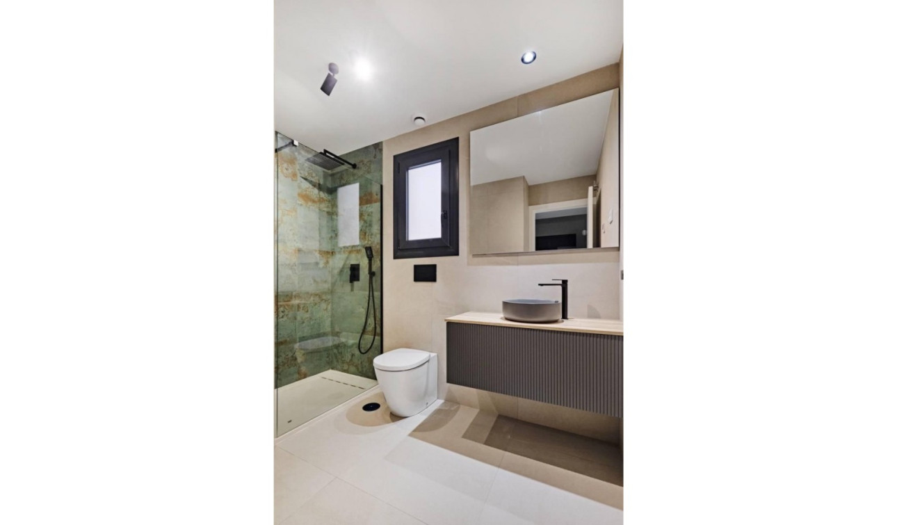 Resale - Apartment / Flat - Torrevieja - La Veleta