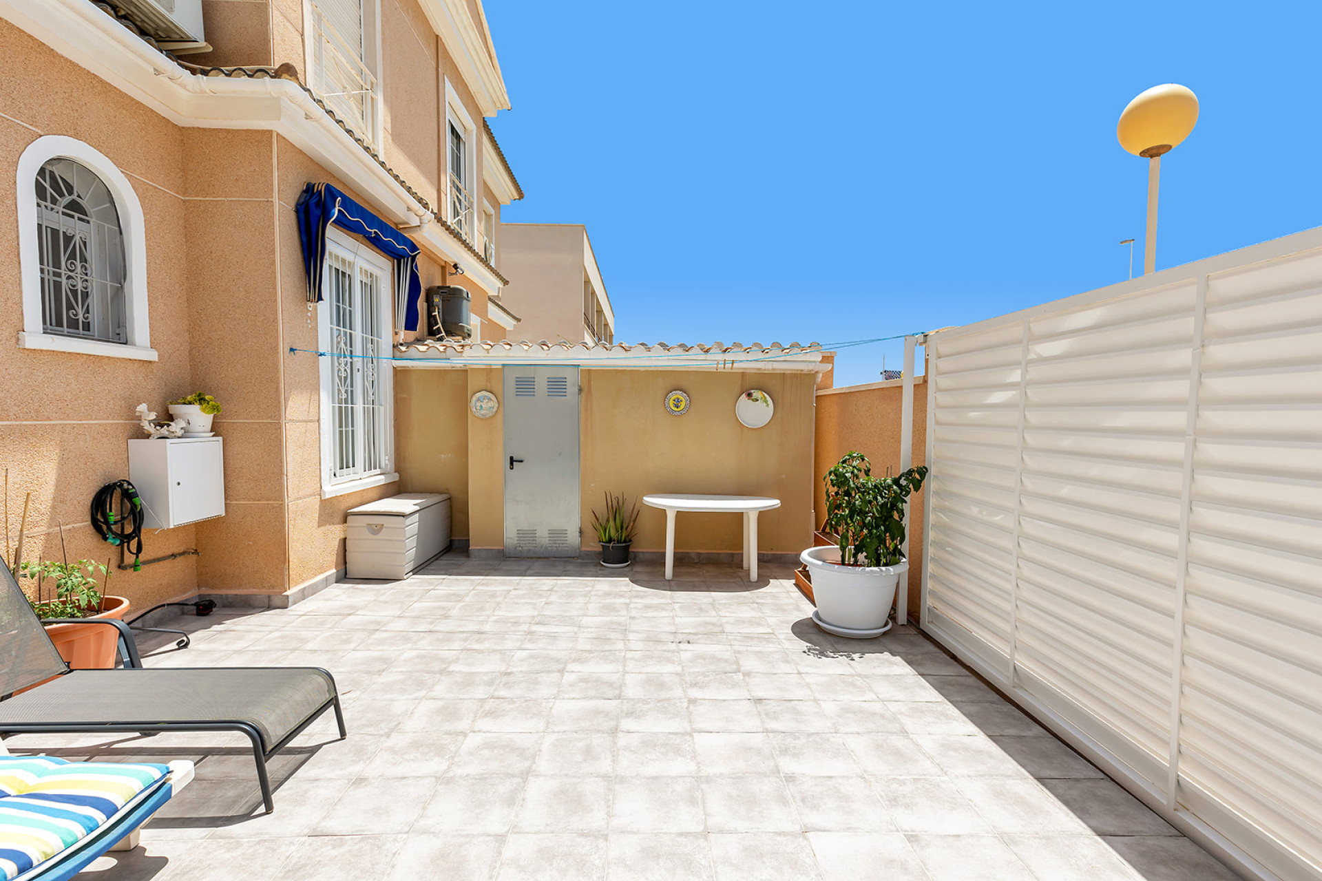 Resale - Apartment / Flat - Torrevieja - La Zenia