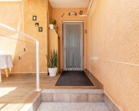 Resale - Apartment / Flat - Torrevieja - La Zenia