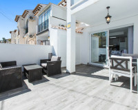 Resale - Apartment / Flat - Torrevieja - Lago Jardin