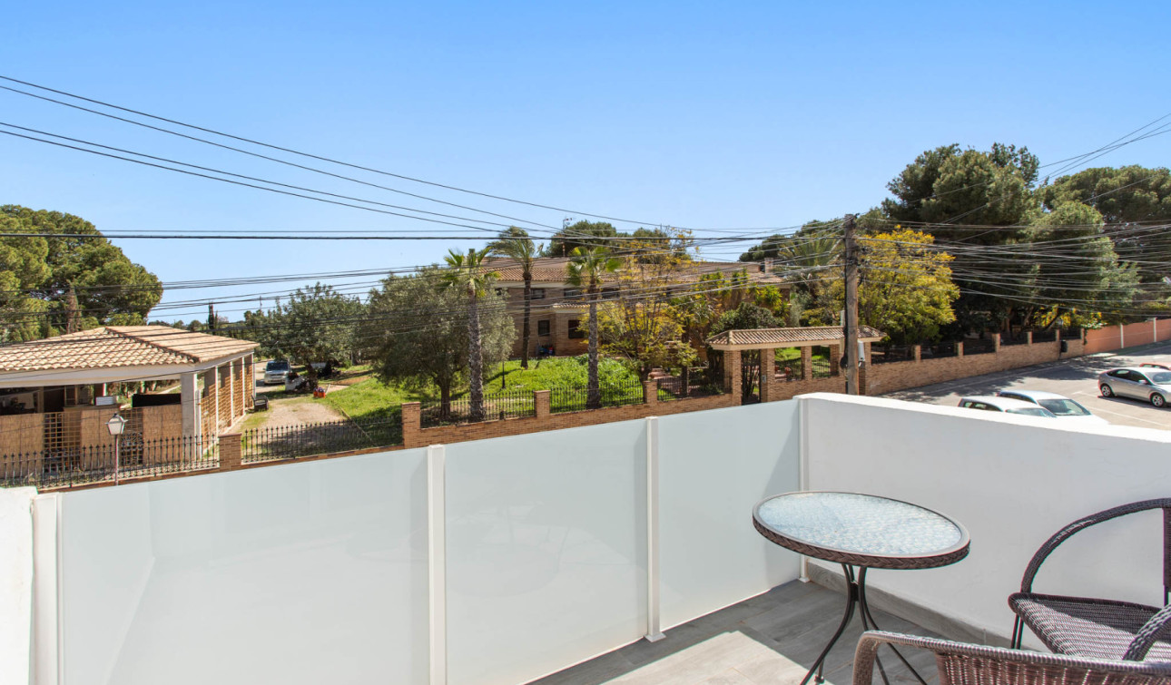 Resale - Apartment / Flat - Torrevieja - Lago Jardin