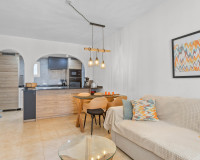 Resale - Apartment / Flat - Torrevieja - Lago Jardin